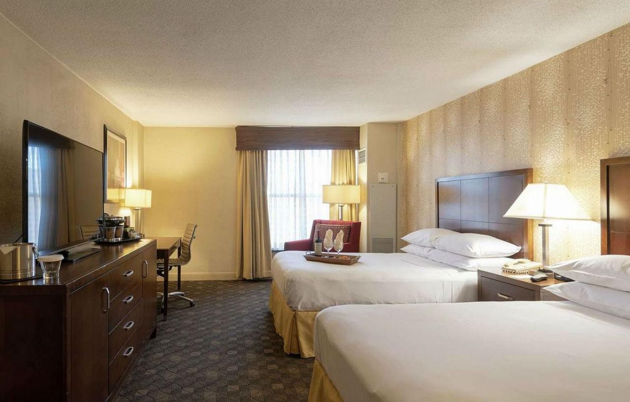 Doubletree By Hilton Norfolk Airport Hotel Kültér fotó